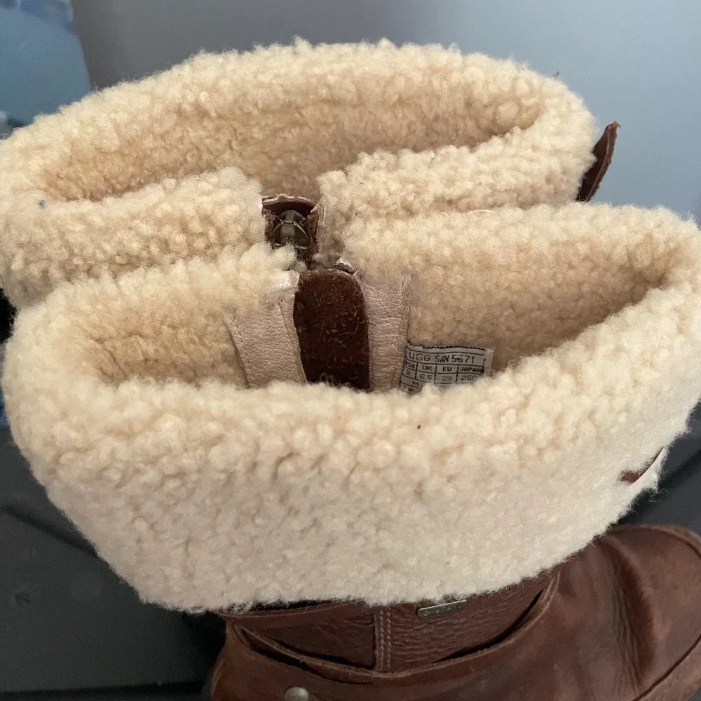 UGG Australia Summit Shearling Mid Calf Snow Boots Women 8 Brown Cream Sherpa